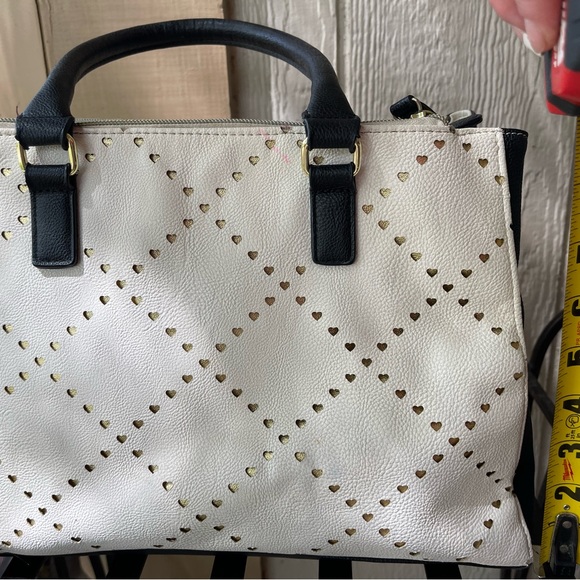 Betsey Johnson handbag and wallet bundle - Picture 5 of 8